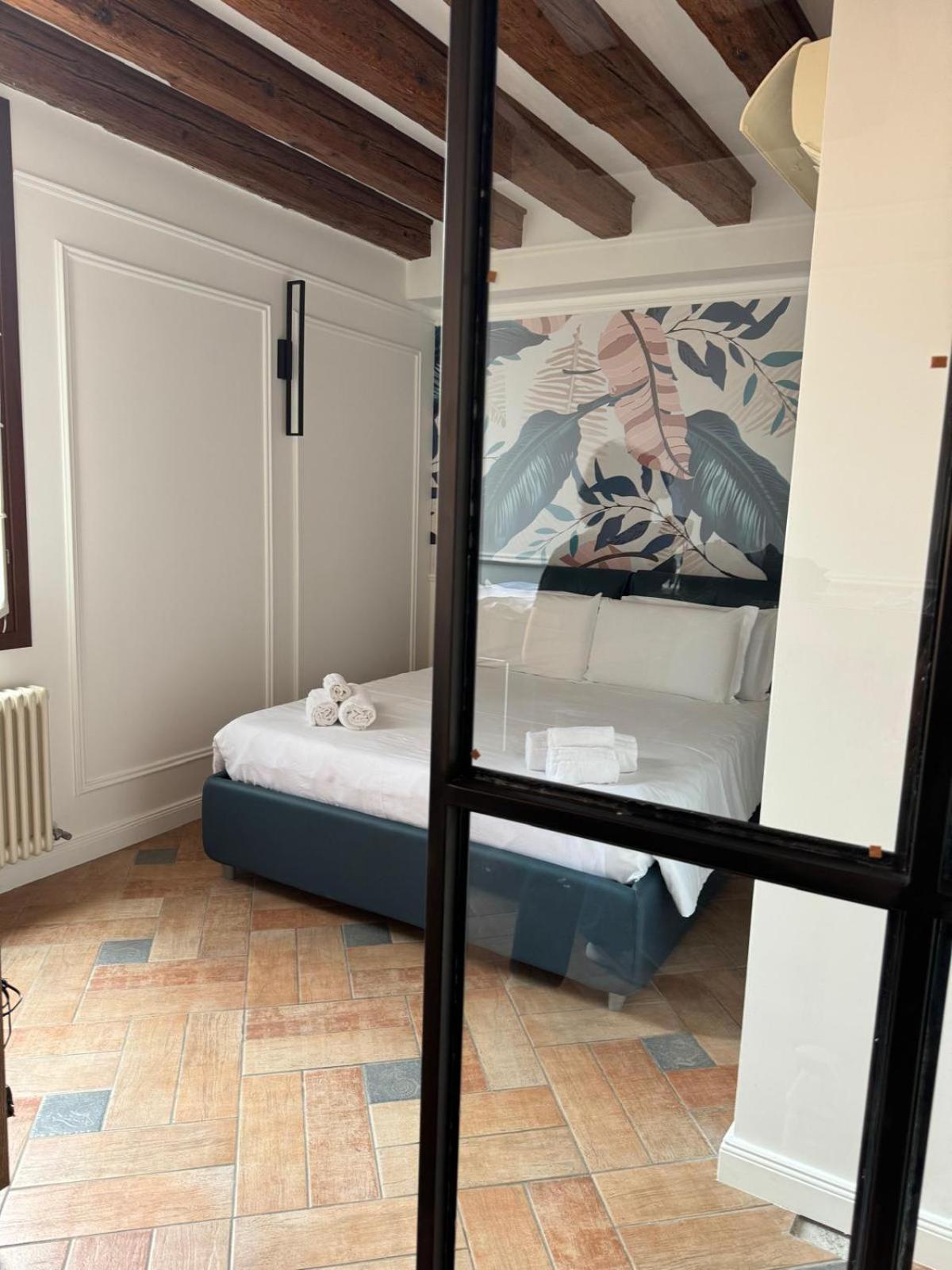 Locanda Ca' Leon Venezia Esterno foto