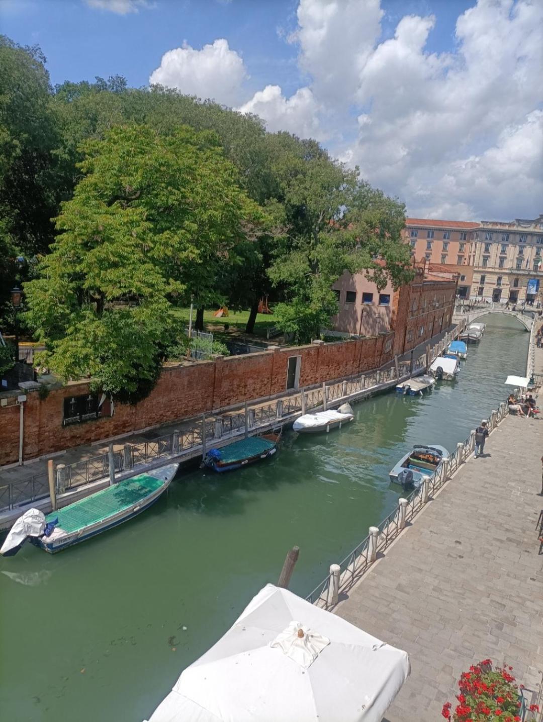Locanda Ca' Leon Venezia Esterno foto