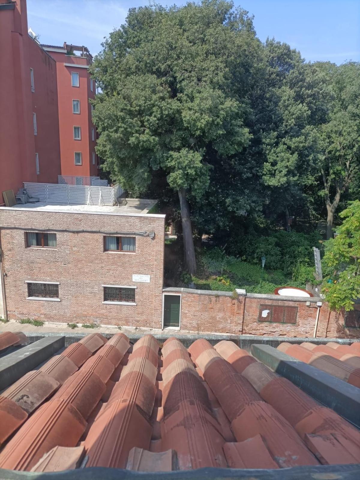 Locanda Ca' Leon Venezia Esterno foto